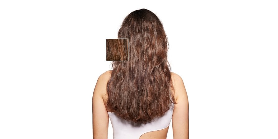 Hair visibly repaired after using Metal Detox Mask, showing smoother, stronger strands protected from hard water damage and metal buildup inside the hair fiber.
