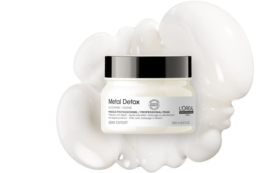 Metal Detox anti-breakage hair mask shown as protection against hard water damage, helping preserve hair strength, smoothness, and quality.